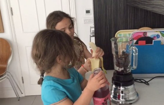 Date and Dragonfruit Smoothie
